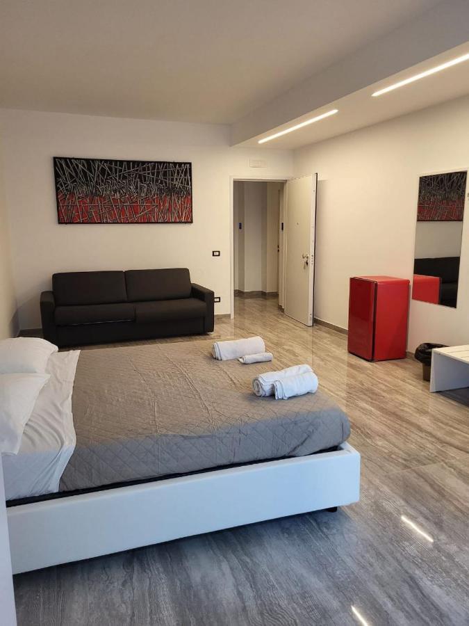 Dimore Pietrapenta Apartments, Suites & Rooms - Via Lucana 223, Via Piave 23, Via Chiancalata 16 マテーラ エクステリア 写真